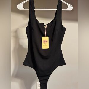 NWT Entro Notch Neck Bodysuit Black Small